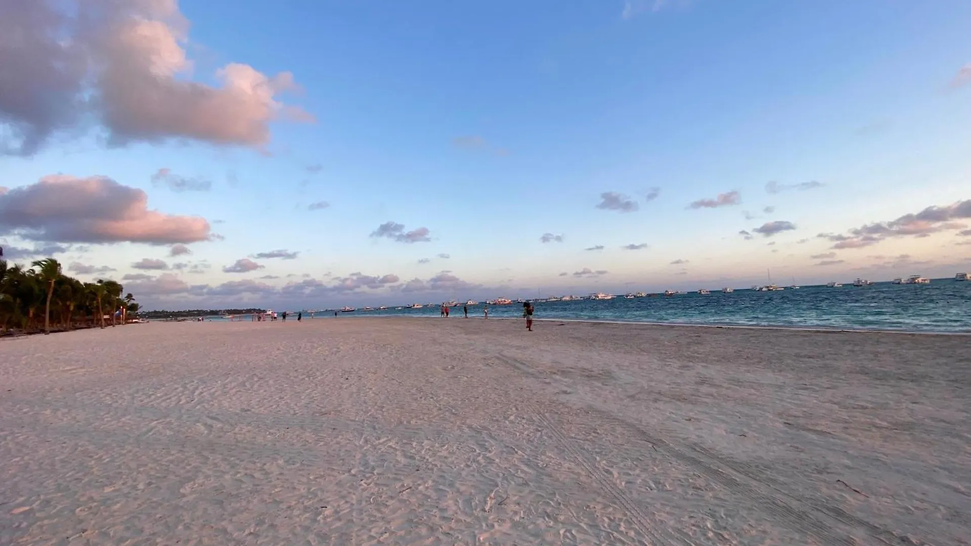 Apartment Playa Turquesa Penthause Front To The Beach Punta Cana Rd